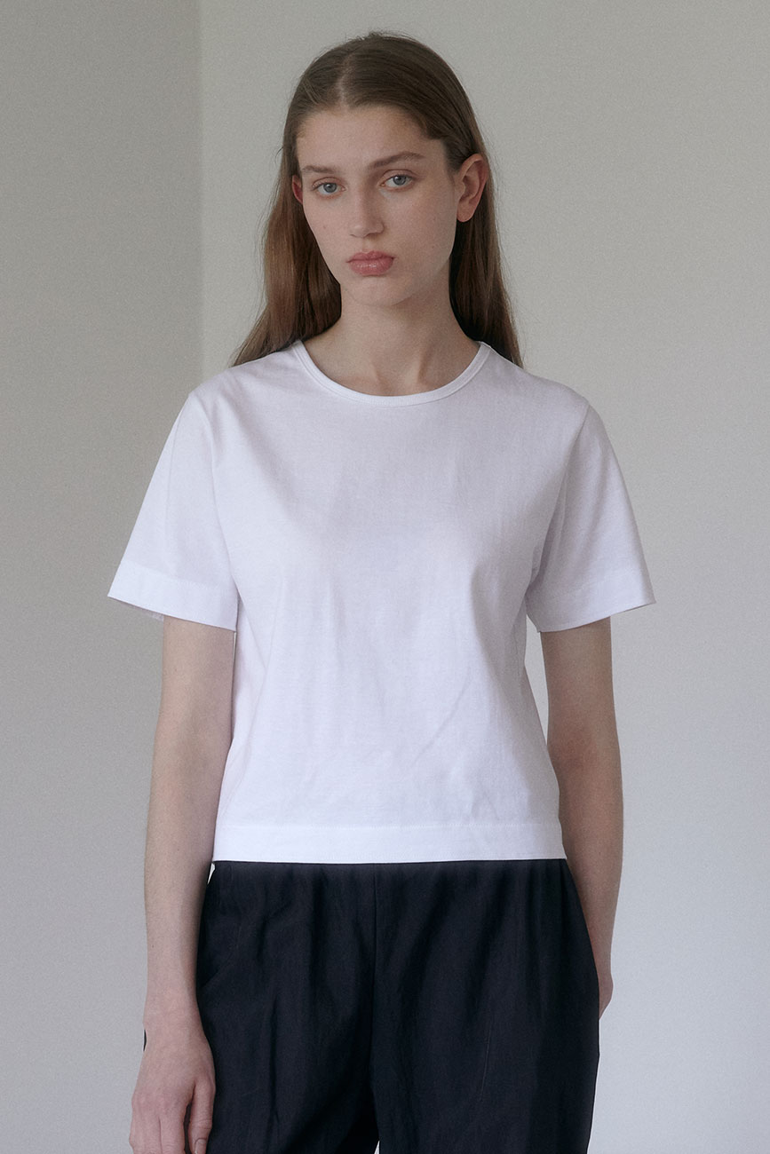 [17차] Silket Essential T-Shirts (White)